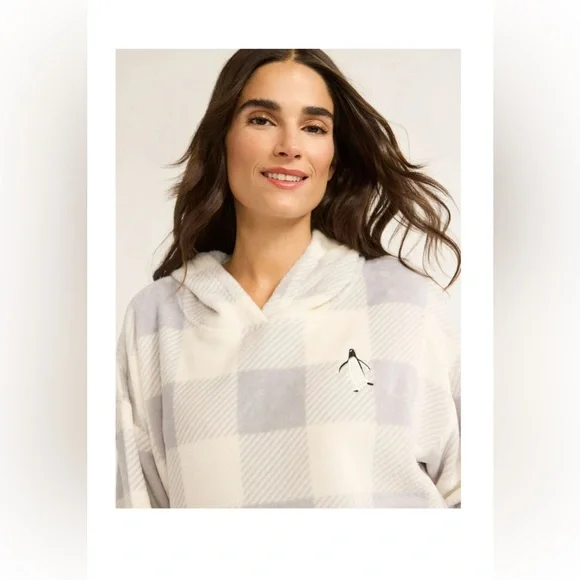 Women's Plaid Pajama Set - Gray and White - Picture 4 of 6